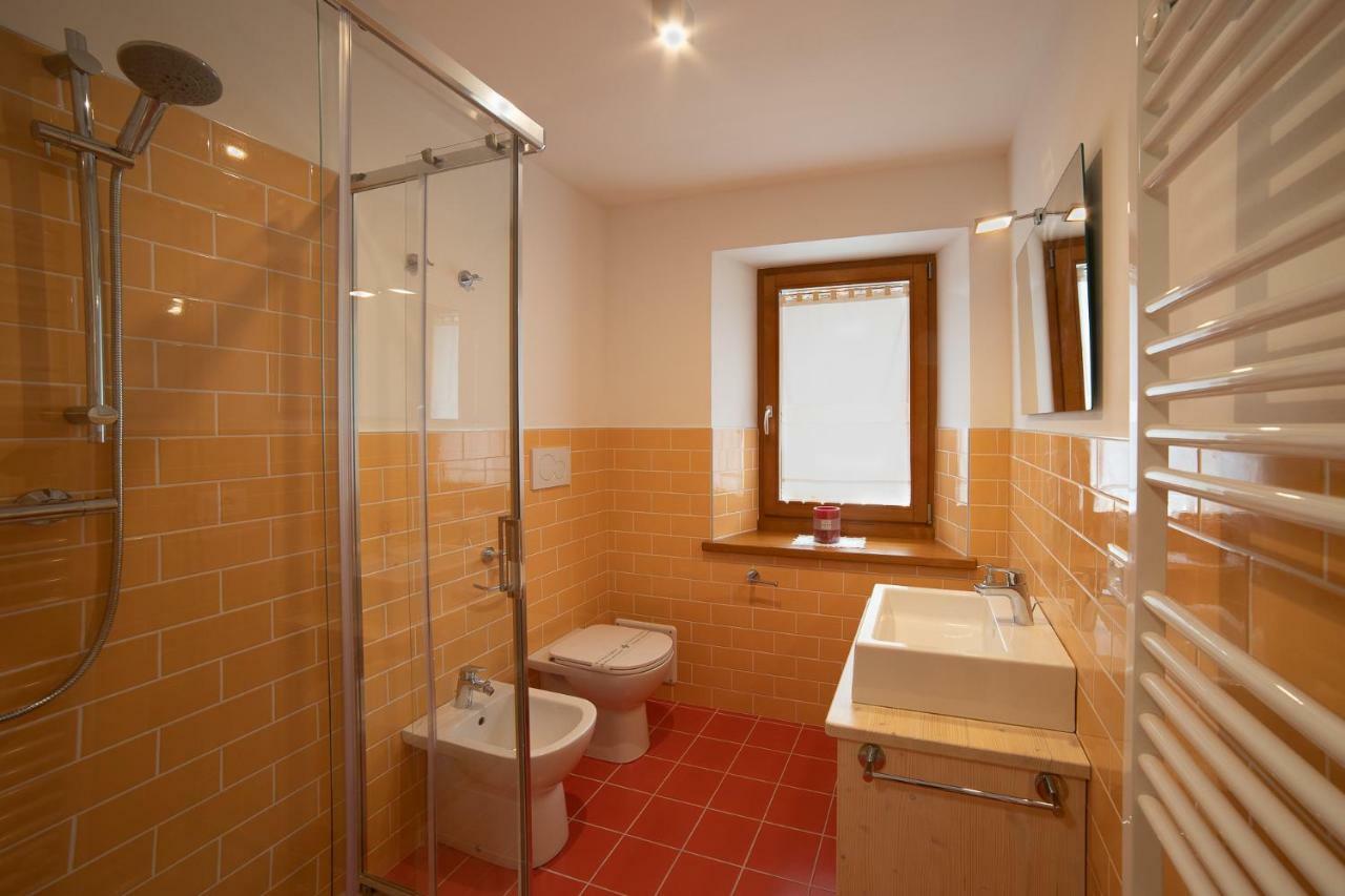 Alpedale Locanda Ovaro Extérieur photo