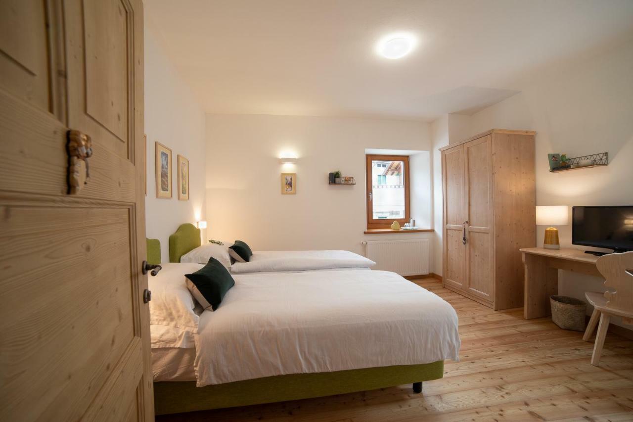 Alpedale Locanda Ovaro Extérieur photo